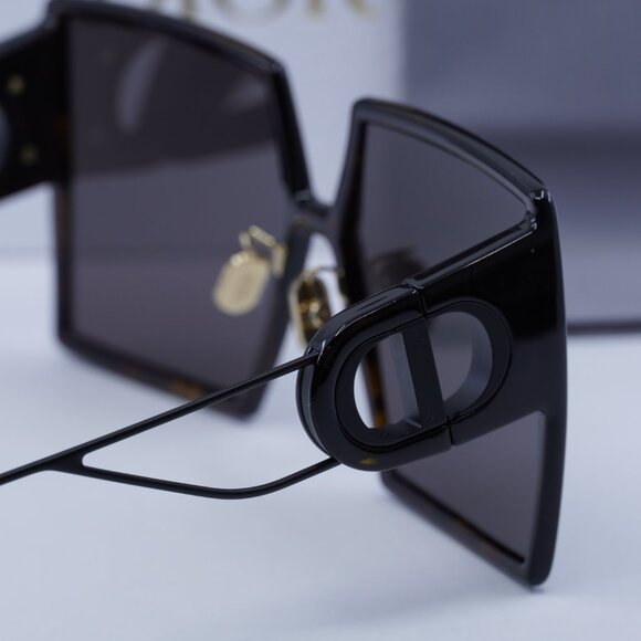 Final Price! Dior 30MONTAIGNE SU 20A5 Sunglasses - Picture 5 of 10